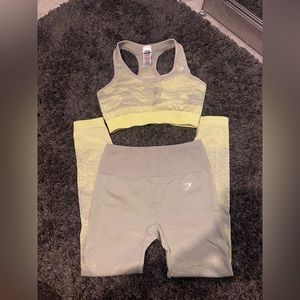Gymshark Sports Bra & Leggings matching set! Never worn!